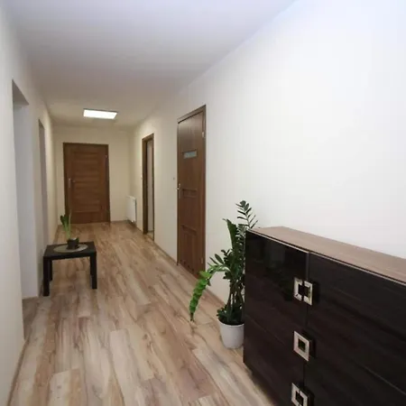 Апартаменты Trzciana Жешув