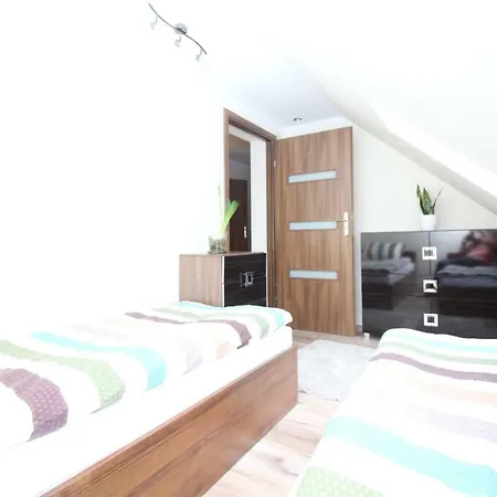 Апартаменти Trzciana